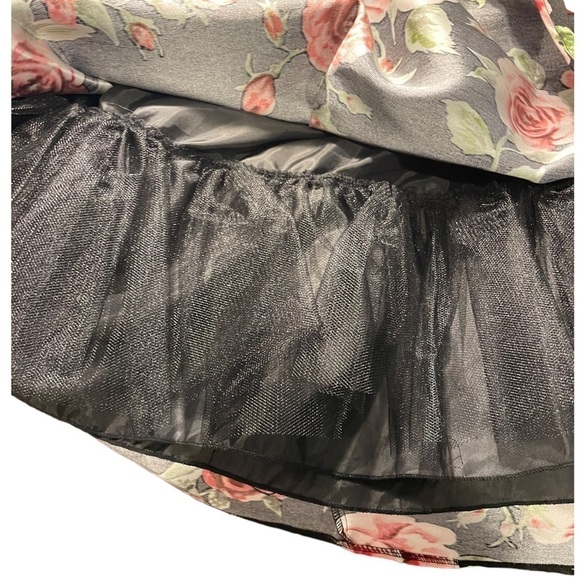 B. Darlin 2 piece Rose Lace Black Pink Size 3 - 4 - Picture 4 of 10